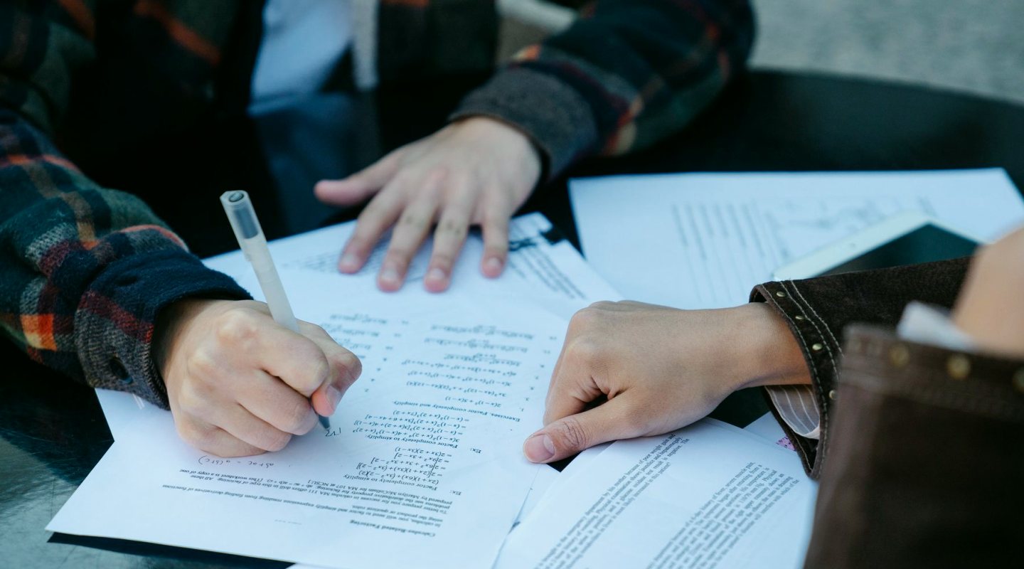Bakgrunnsresearch i praksis: slik bruker du researchnotatet ute i felt